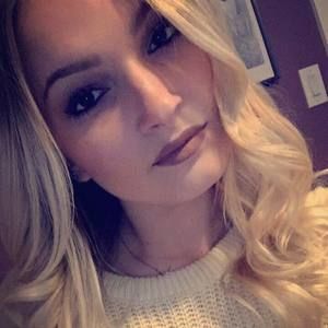 Meet your Posher, Paige